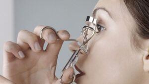 آرایش چشم کوچک