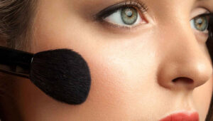 میکاپ قرار کاری