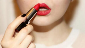 لب های باریک